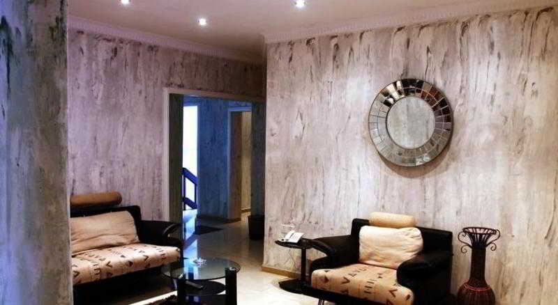 Charlies Place And Suites Lagos Zewnętrze zdjęcie